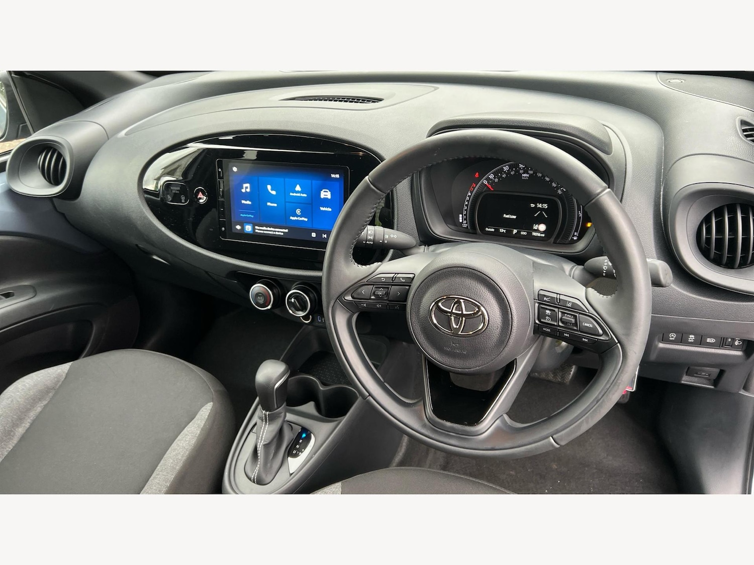 Used Toyota Aygo X 2024 for sale - 76689657: Photo 8