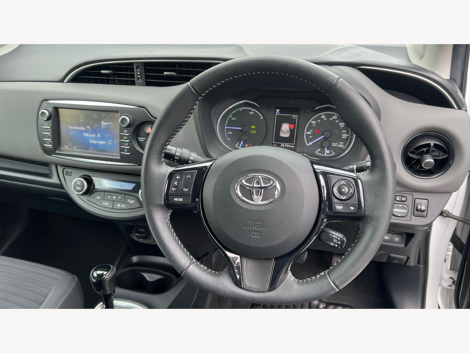 Used Toyota Yaris 2018 for sale - 78101160: Photo 10