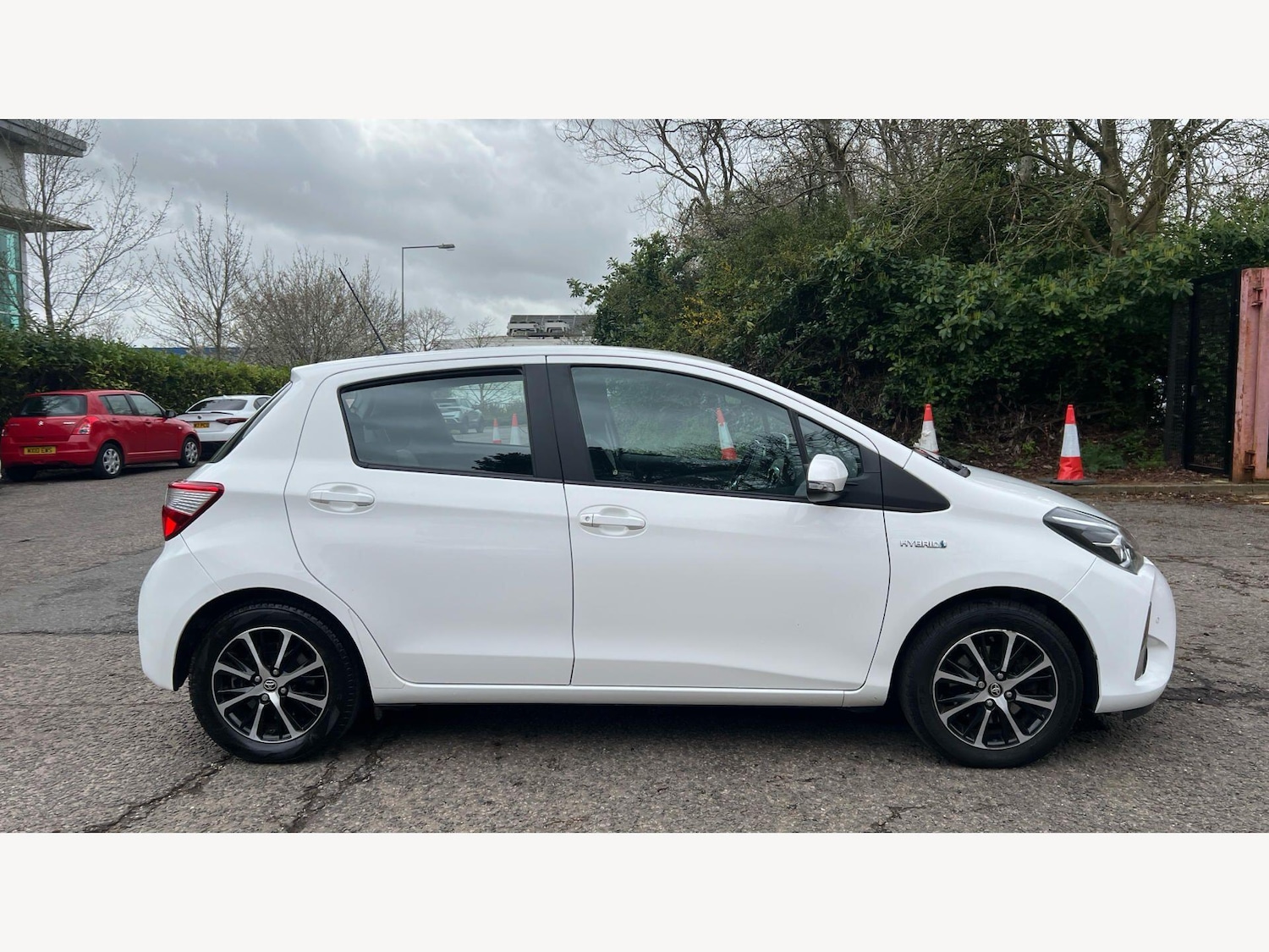 Used Toyota Yaris 2018 for sale - 78101160: Photo 18