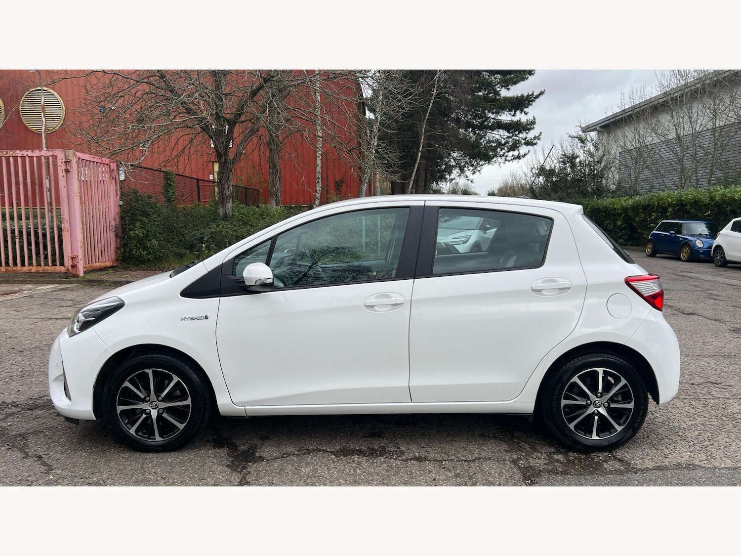 Used Toyota Yaris 2018 for sale - 78101160: Photo 19