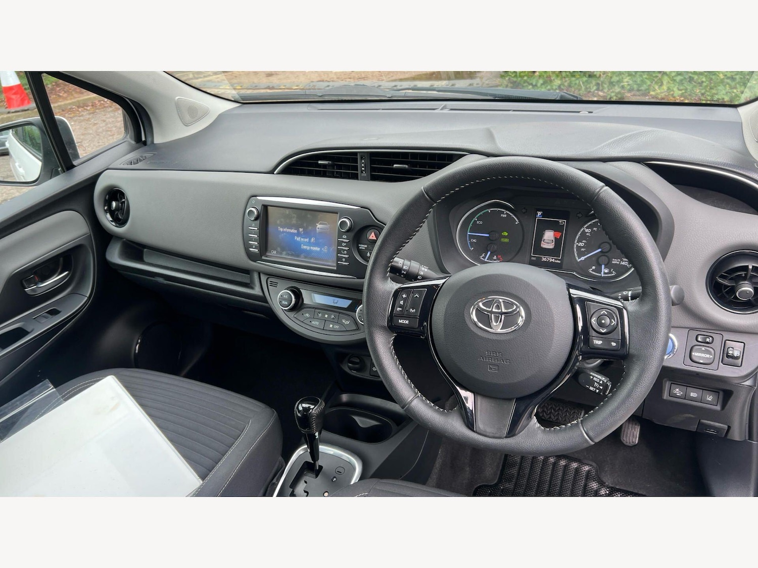 Used Toyota Yaris 2018 for sale - 78101160: Photo 7