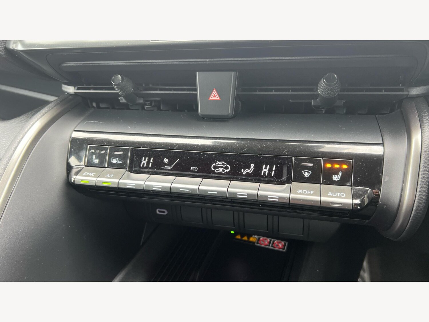 Used Toyota C-HR for sale - 77598524: Photo 24