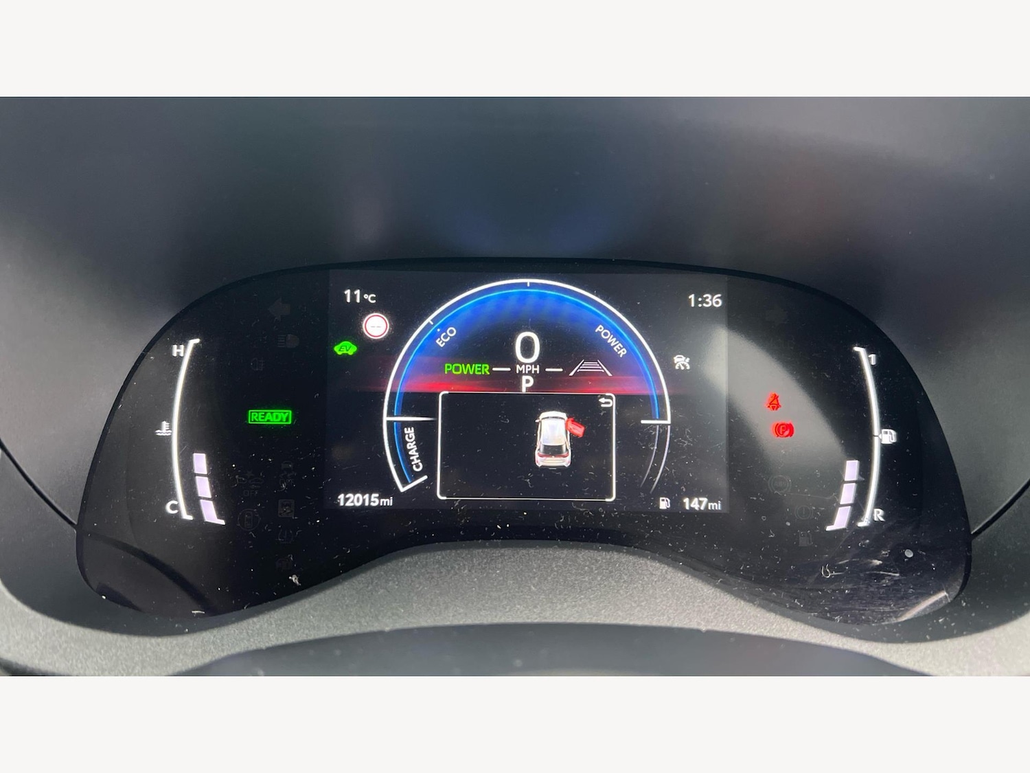 Used Toyota Yaris Cross 2024 for sale - 76989981: Photo 11