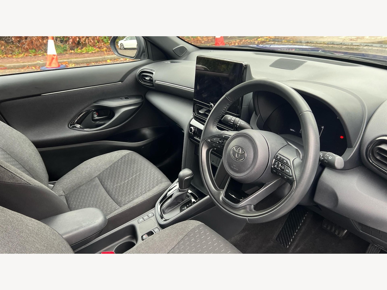 Used Toyota Yaris Cross 2024 for sale - 76989981: Photo 13