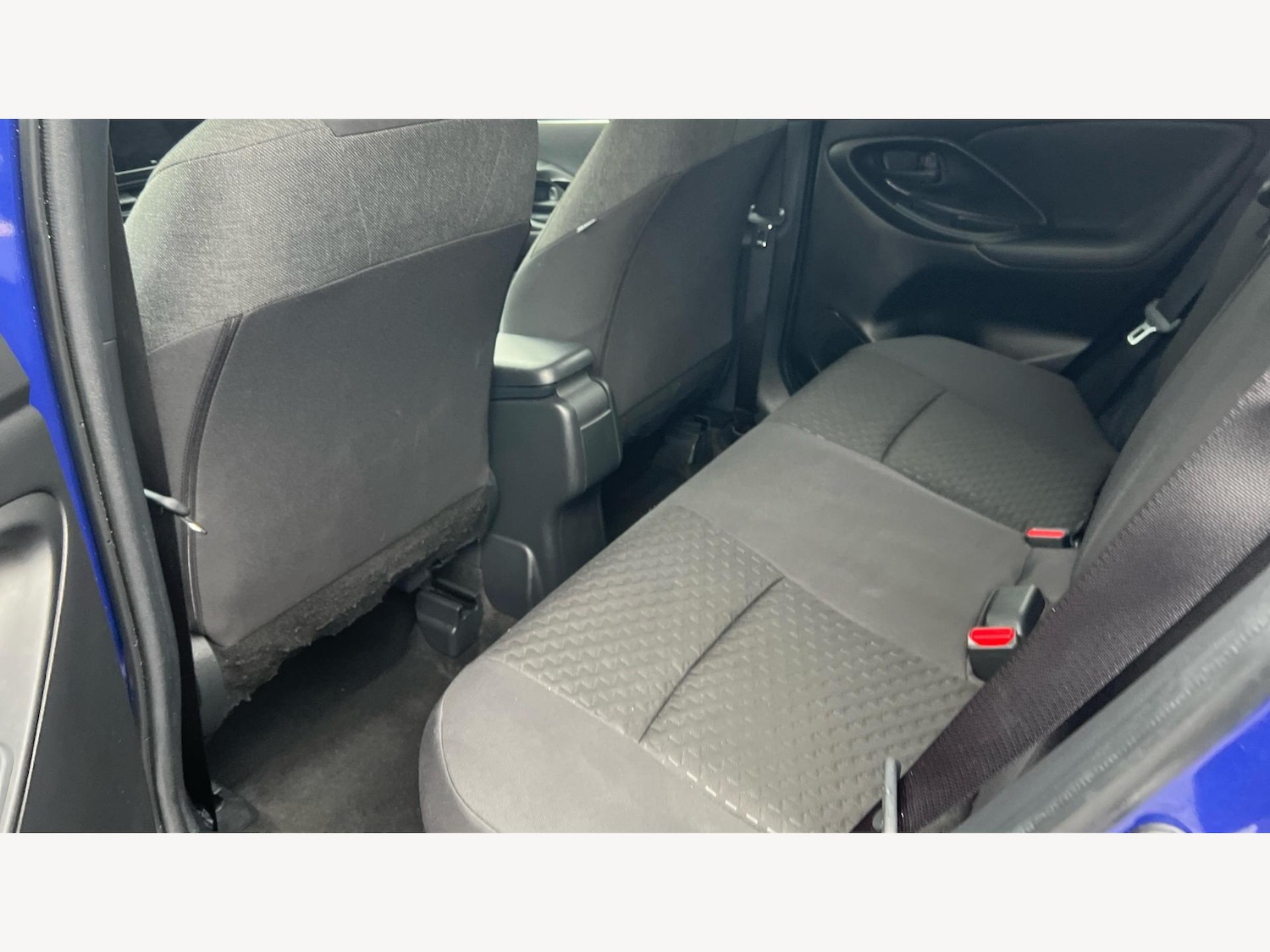 Used Toyota Yaris Cross 2024 for sale - 76989981: Photo 15