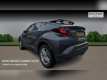 Used Toyota C-HR 2022 for sale - 77573780: Photo