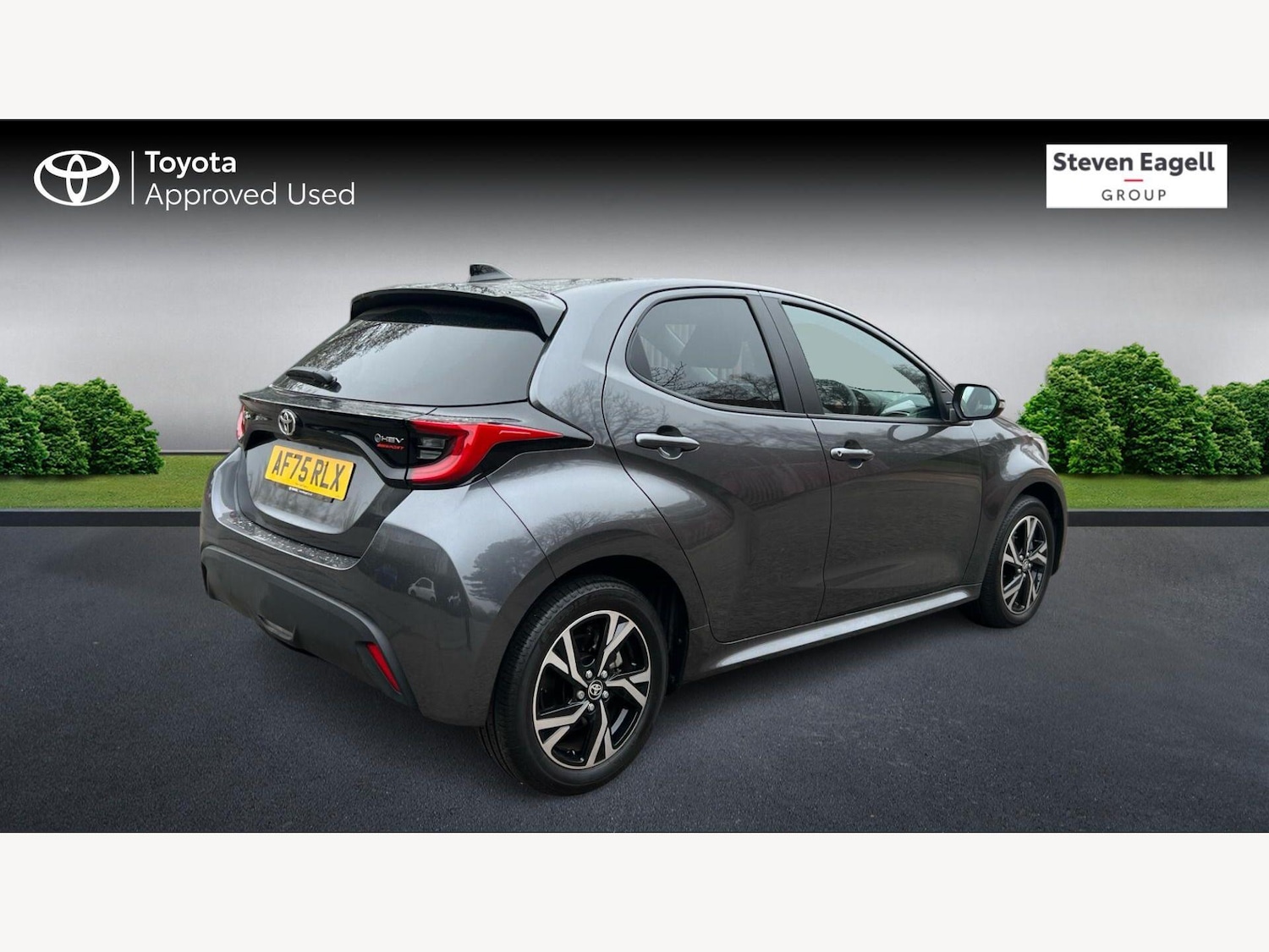 Used Toyota Yaris for sale - 77852775: Photo 2