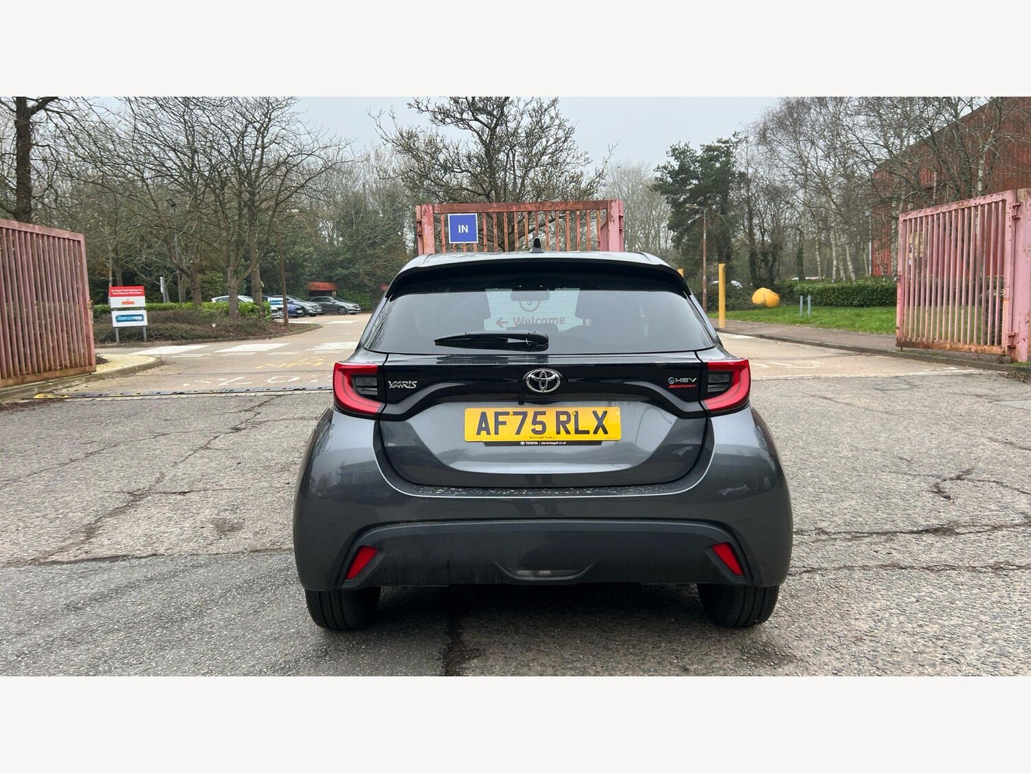 Used Toyota Yaris for sale - 77852775: Photo 21