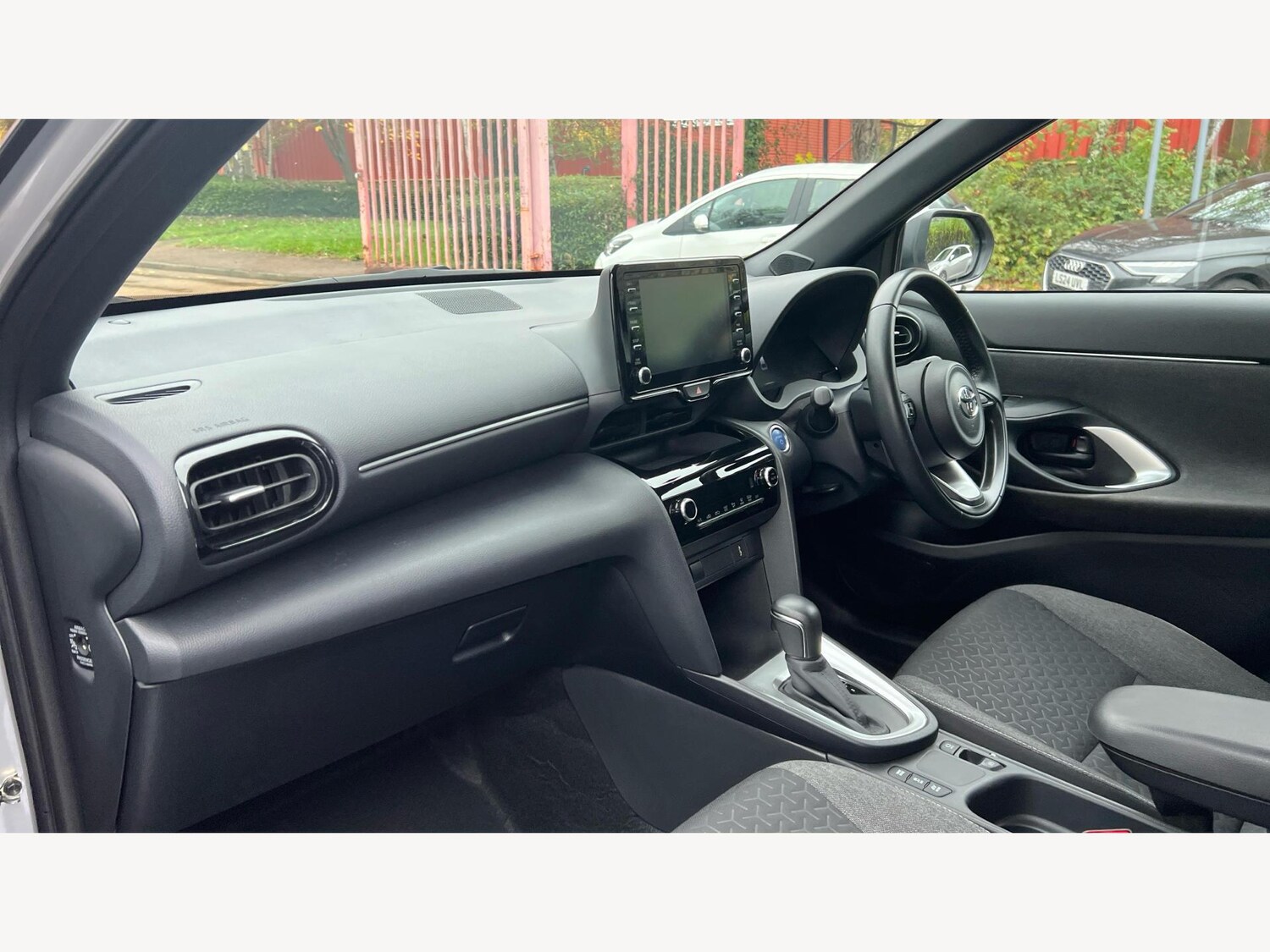 Used Toyota Yaris Cross 2022 for sale - 76538593: Photo 12