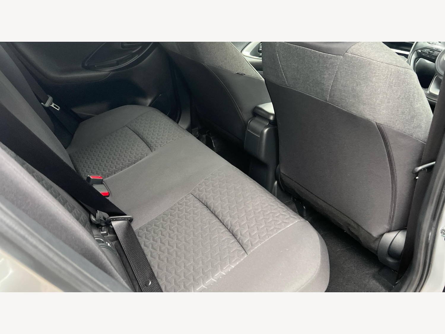Used Toyota Yaris Cross 2022 for sale - 76538593: Photo 14