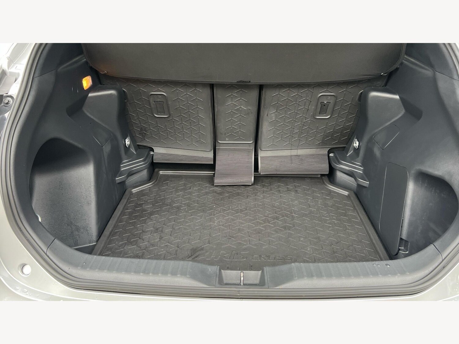 Used Toyota Yaris Cross 2022 for sale - 76538593: Photo 16