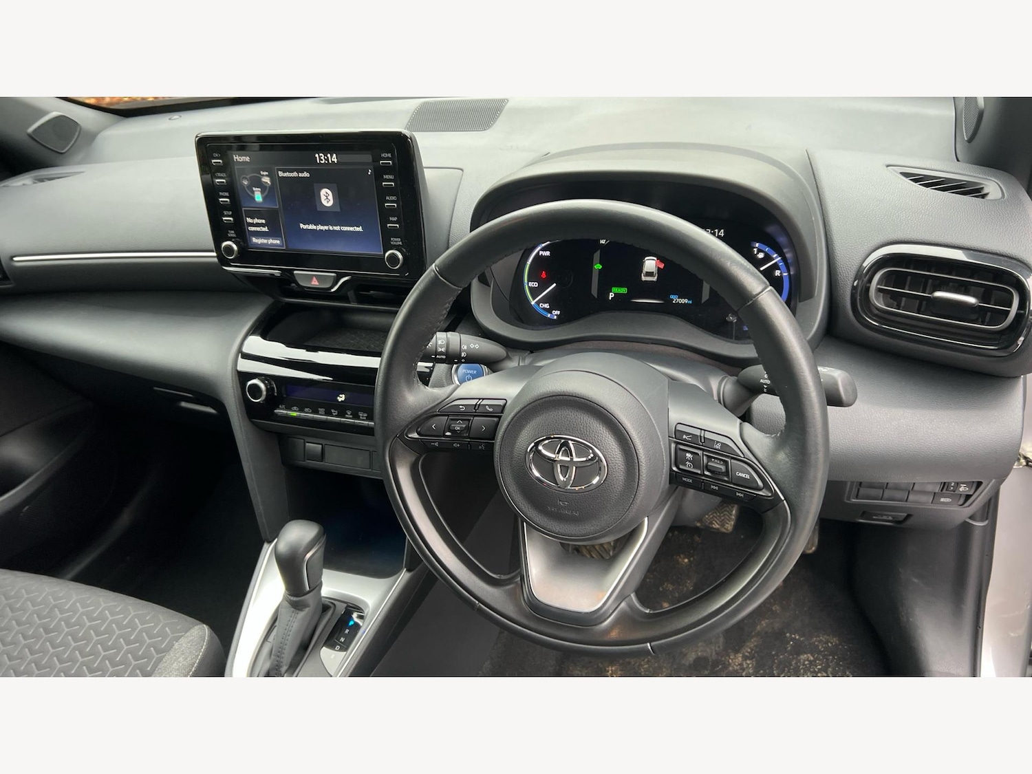 Used Toyota Yaris Cross 2022 for sale - 76538593: Photo 8