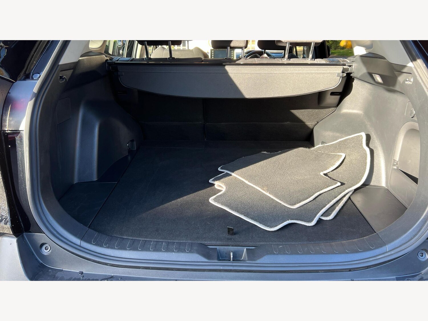 Used Toyota RAV4 for sale - 76727852: Photo 16