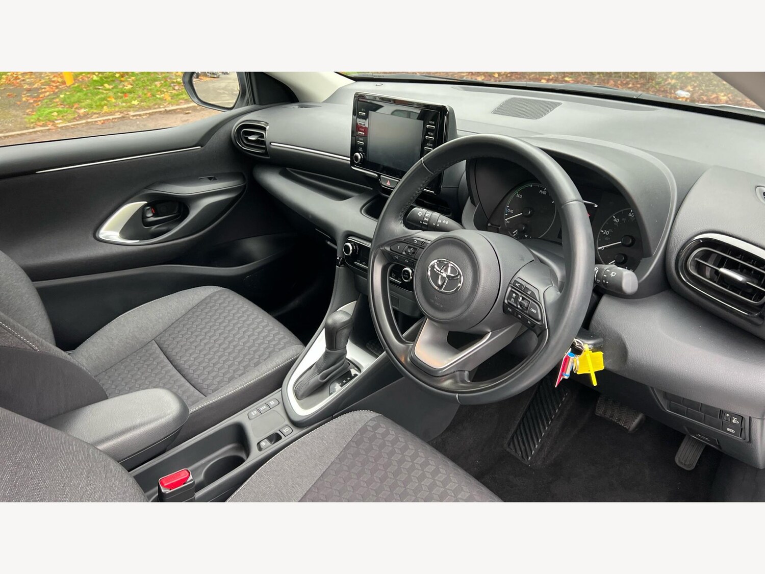 Used Toyota Yaris 2023 for sale - 76247040: Photo 13