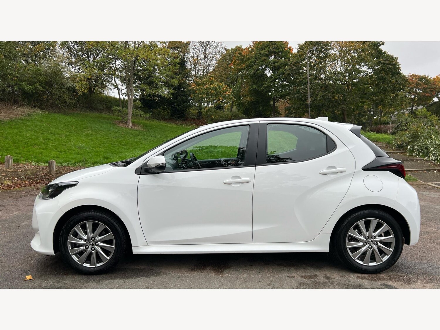 Used Toyota Yaris 2023 for sale - 76247040: Photo 19
