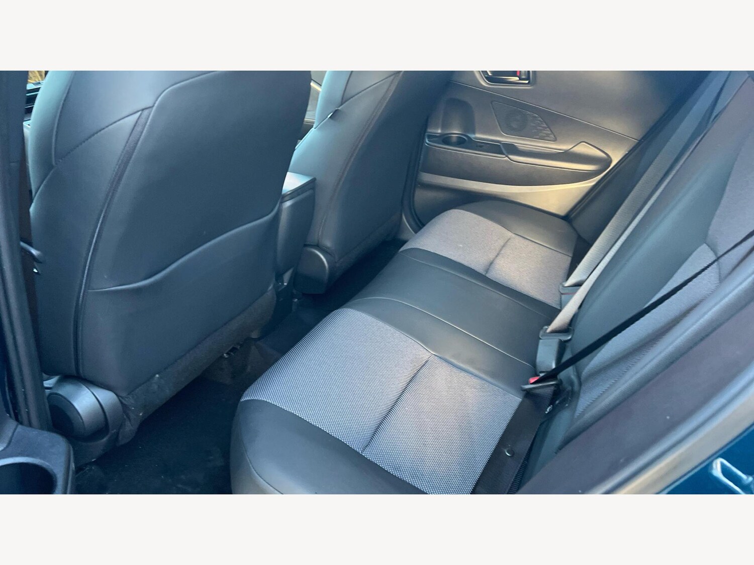 Used Toyota C-HR for sale - 77440334: Photo 15