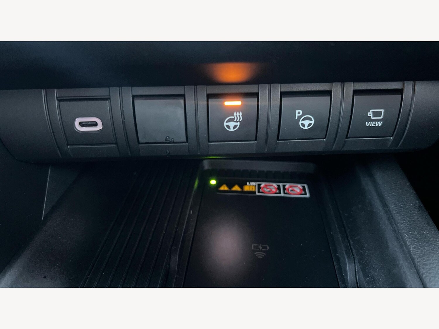 Used Toyota C-HR for sale - 77440334: Photo 23