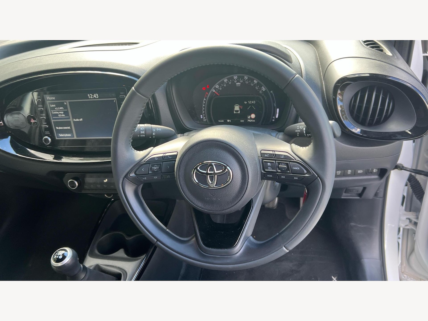 Used Toyota Aygo X 2023 for sale - 76166679: Photo 10