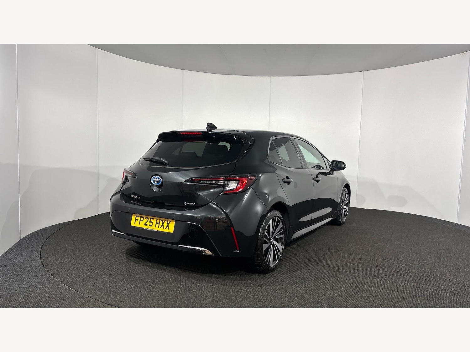 Used Toyota Corolla 2025 for sale - 76689866: Photo 2