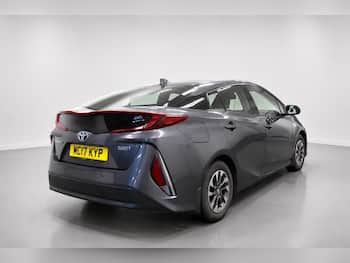 Used Toyota Prius 2017 for sale - 79688242: Photo