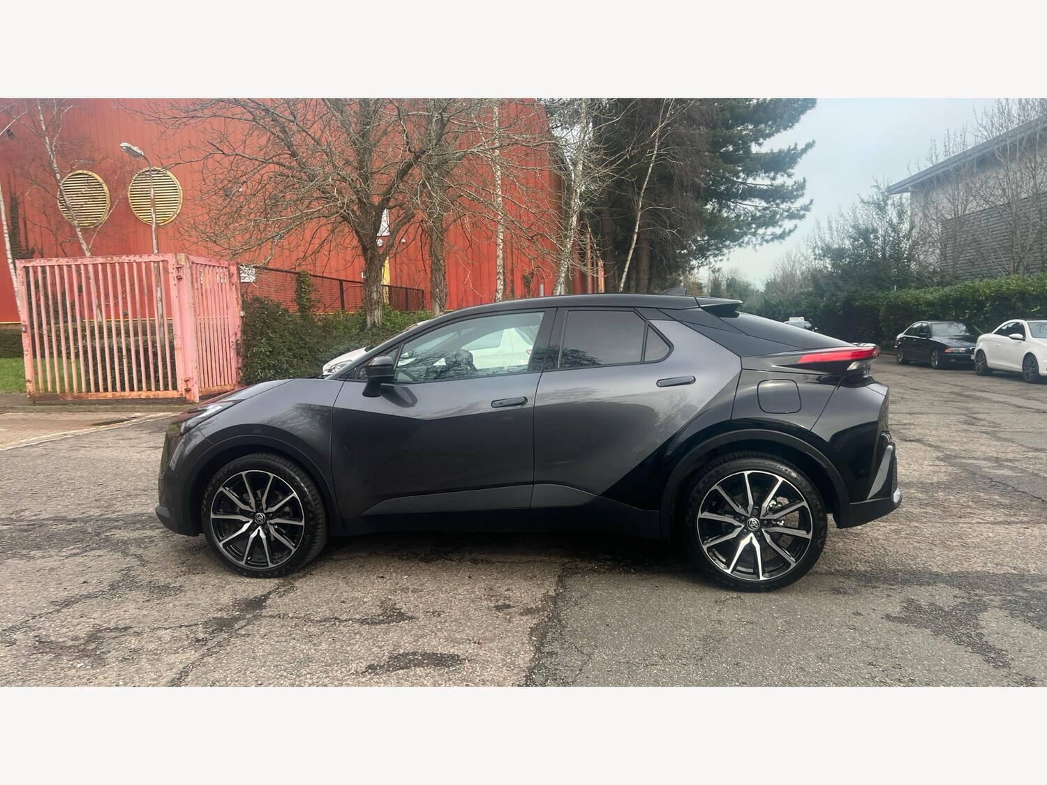 Used Toyota C-HR 2025 for sale - 77597894: Photo 19