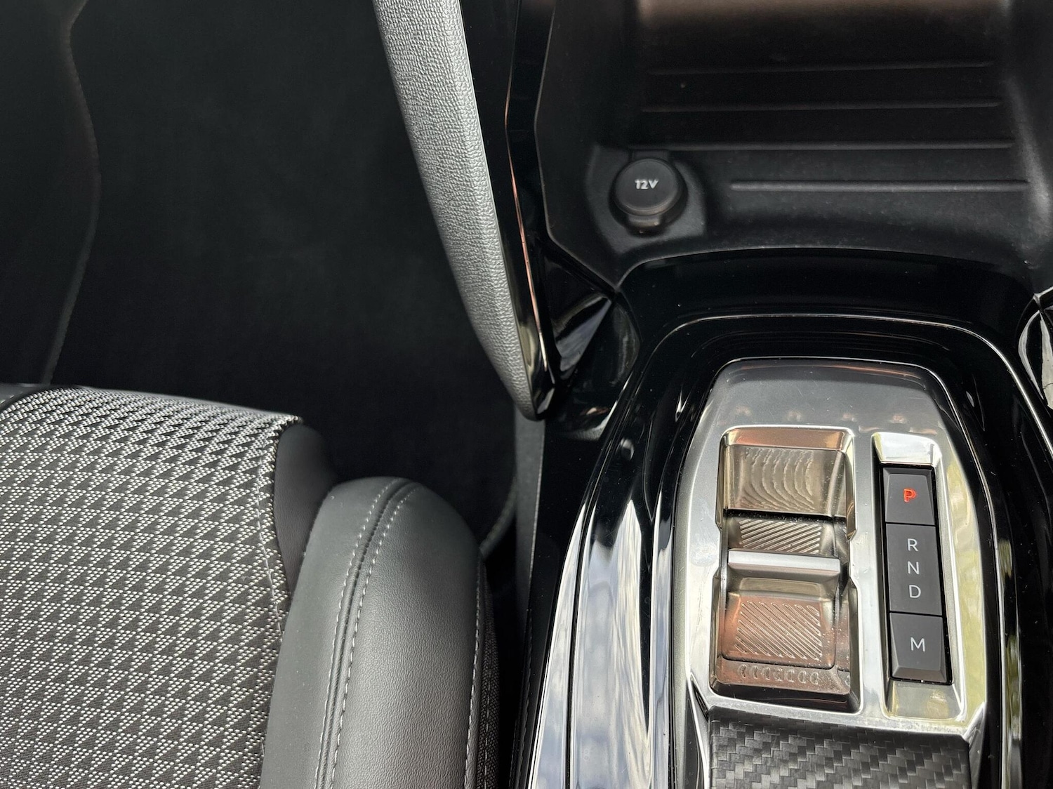 Used Peugeot 2008 2023 for sale - 76676066: Photo 21