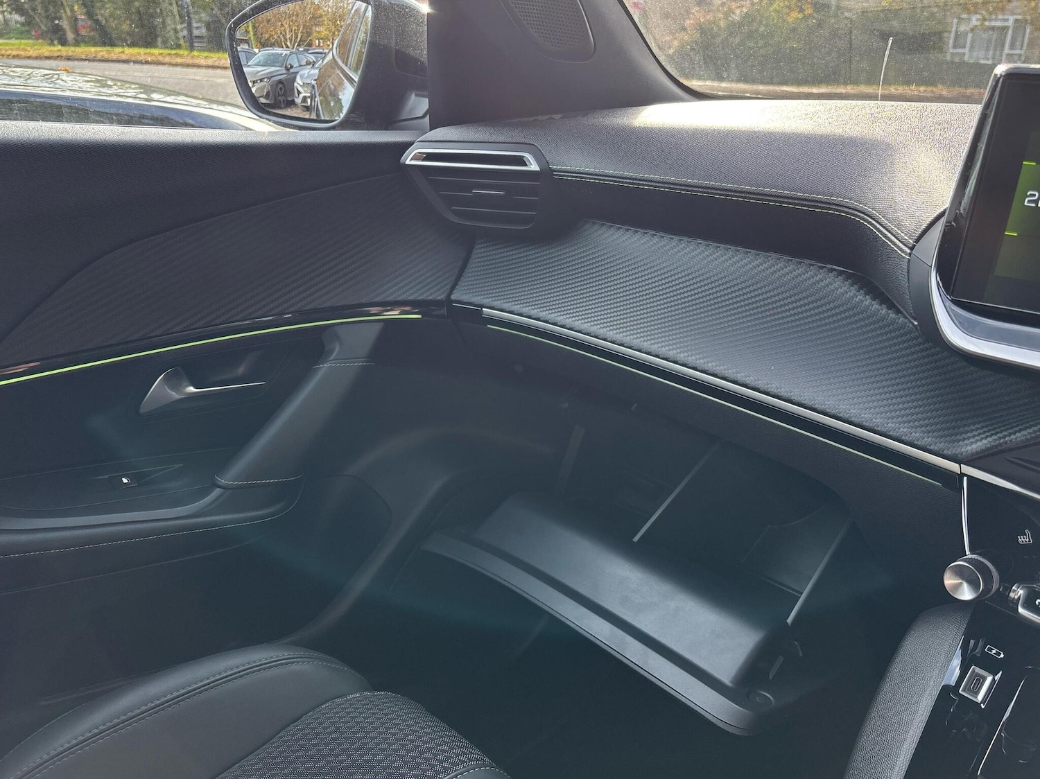 Used Peugeot 2008 2023 for sale - 76676066: Photo 25