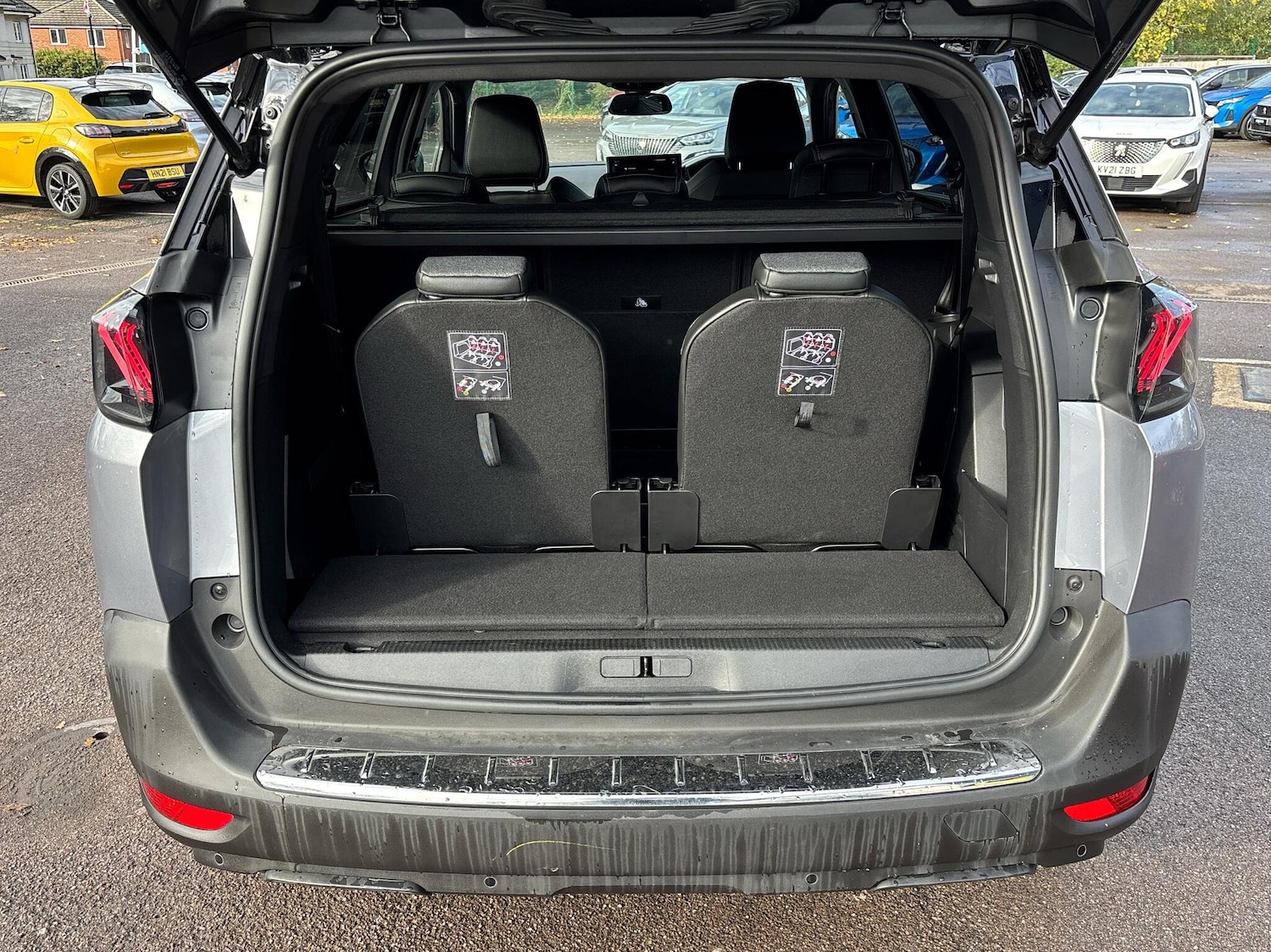 Used Peugeot 5008 2024 for sale - 76677844: Photo 5