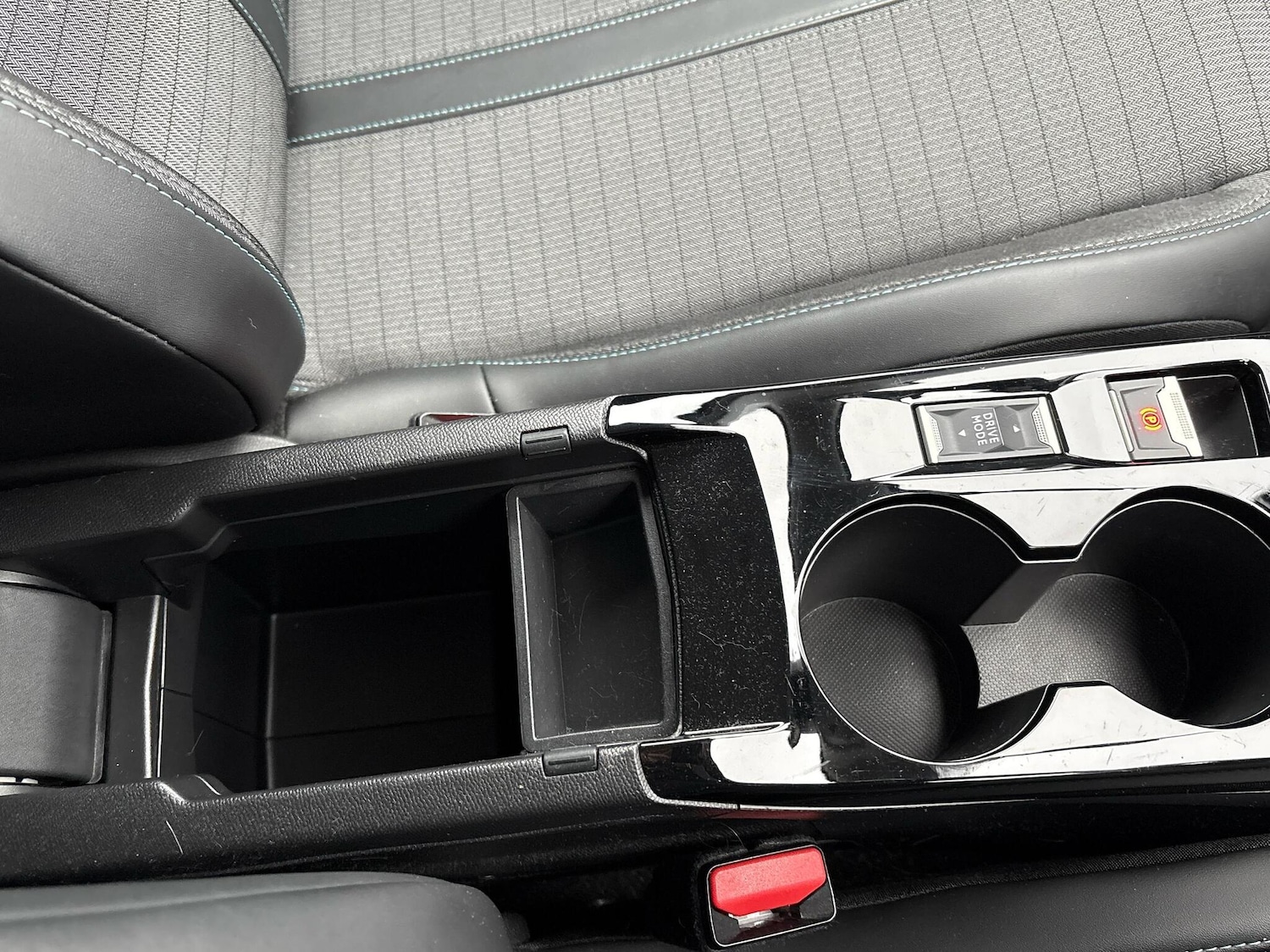 Used Peugeot 2008 2021 for sale - 76680990: Photo 11