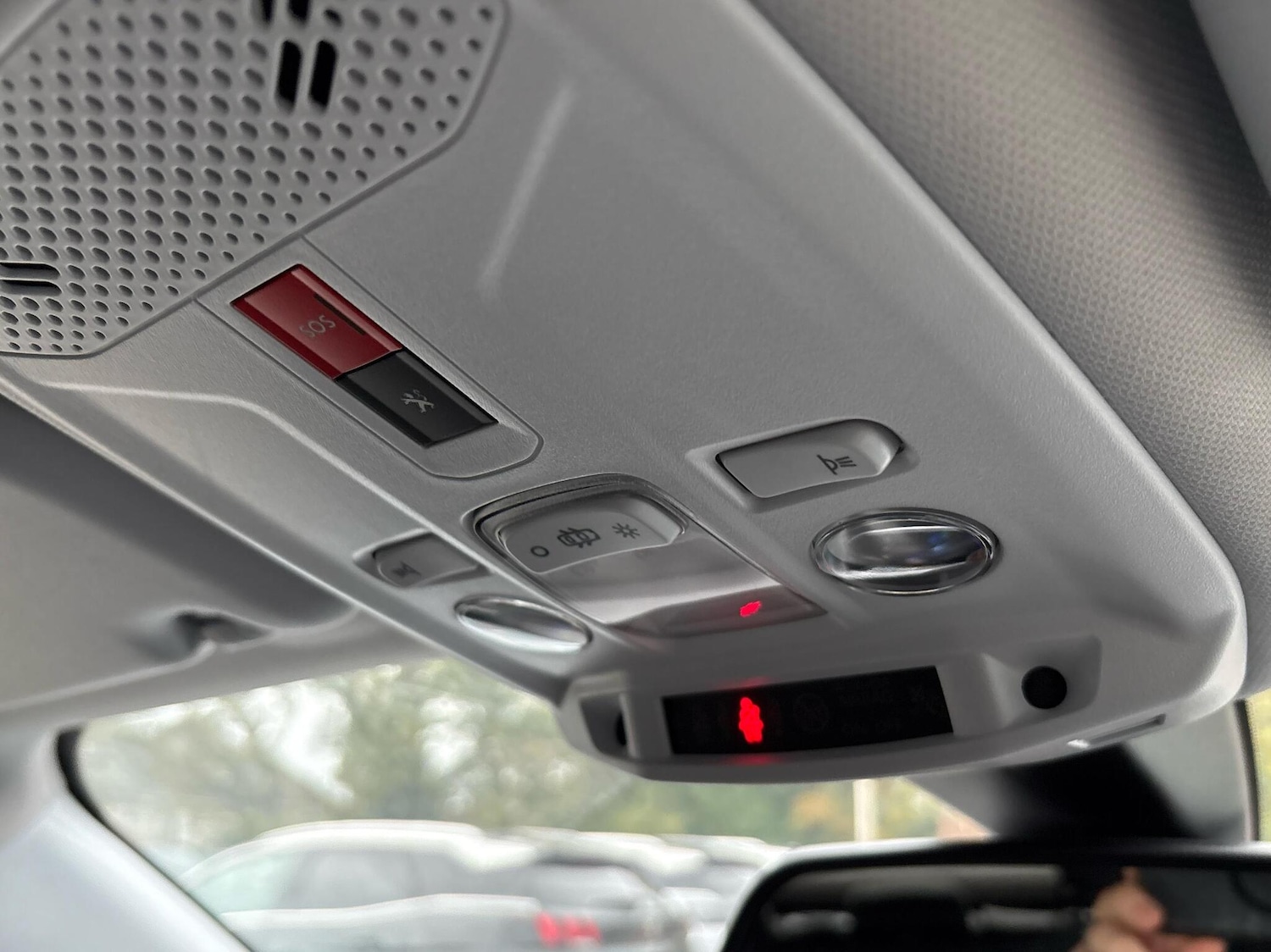 Used Peugeot 2008 2021 for sale - 76680990: Photo 12