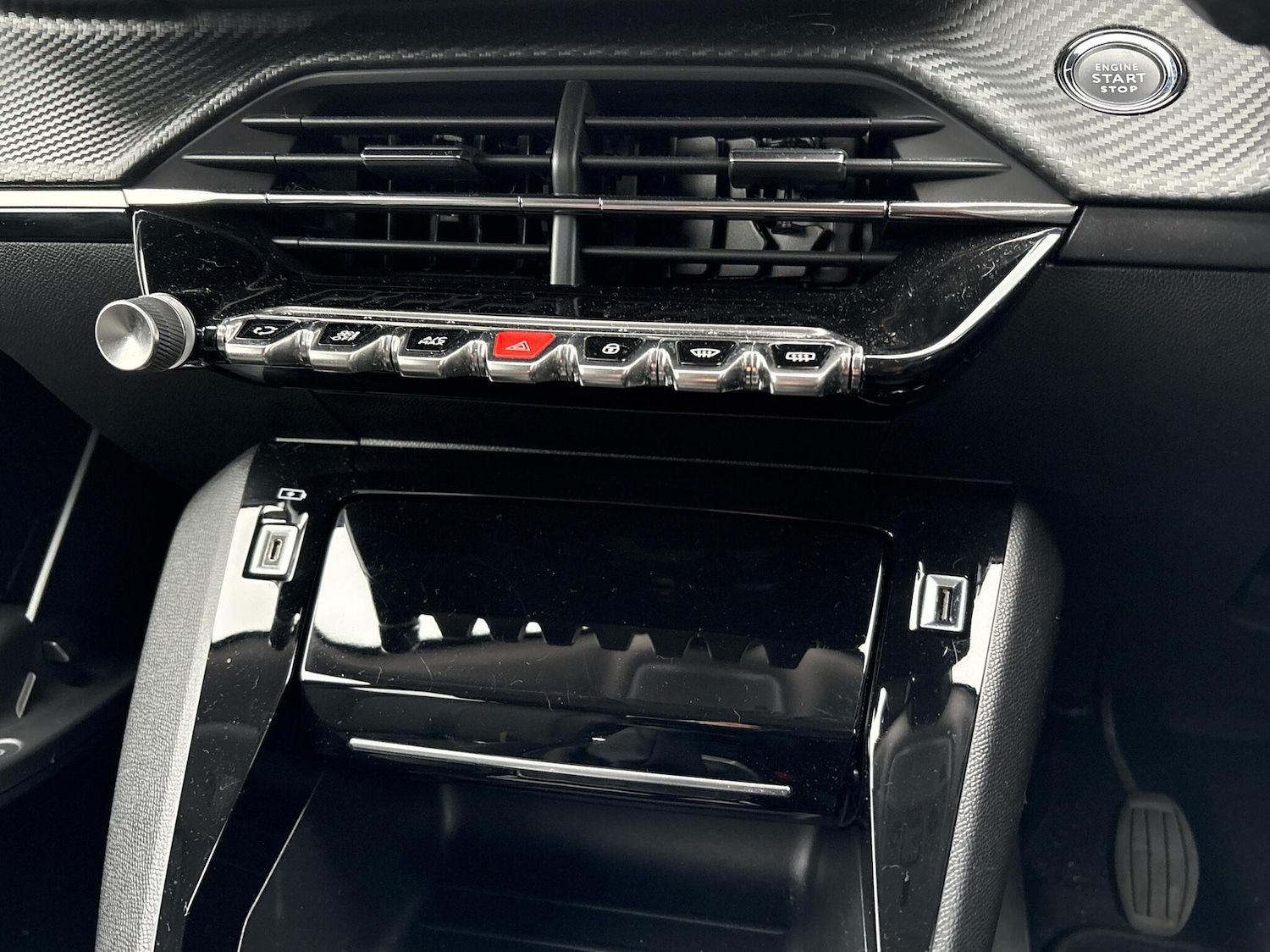 Used Peugeot 2008 2021 for sale - 76680990: Photo 14