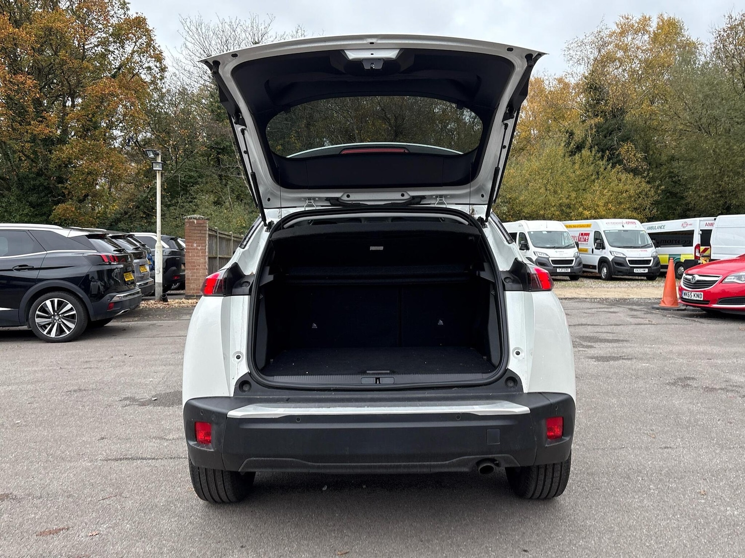 Used Peugeot 2008 2021 for sale - 76680990: Photo 16