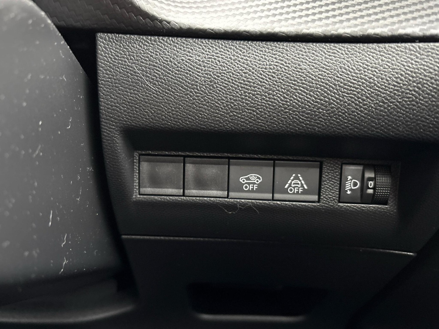 Used Peugeot 2008 2021 for sale - 76680990: Photo 23