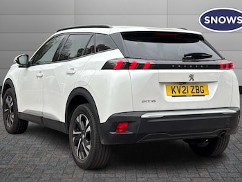 Used Peugeot 2008 2021 for sale - 76680990: Photo