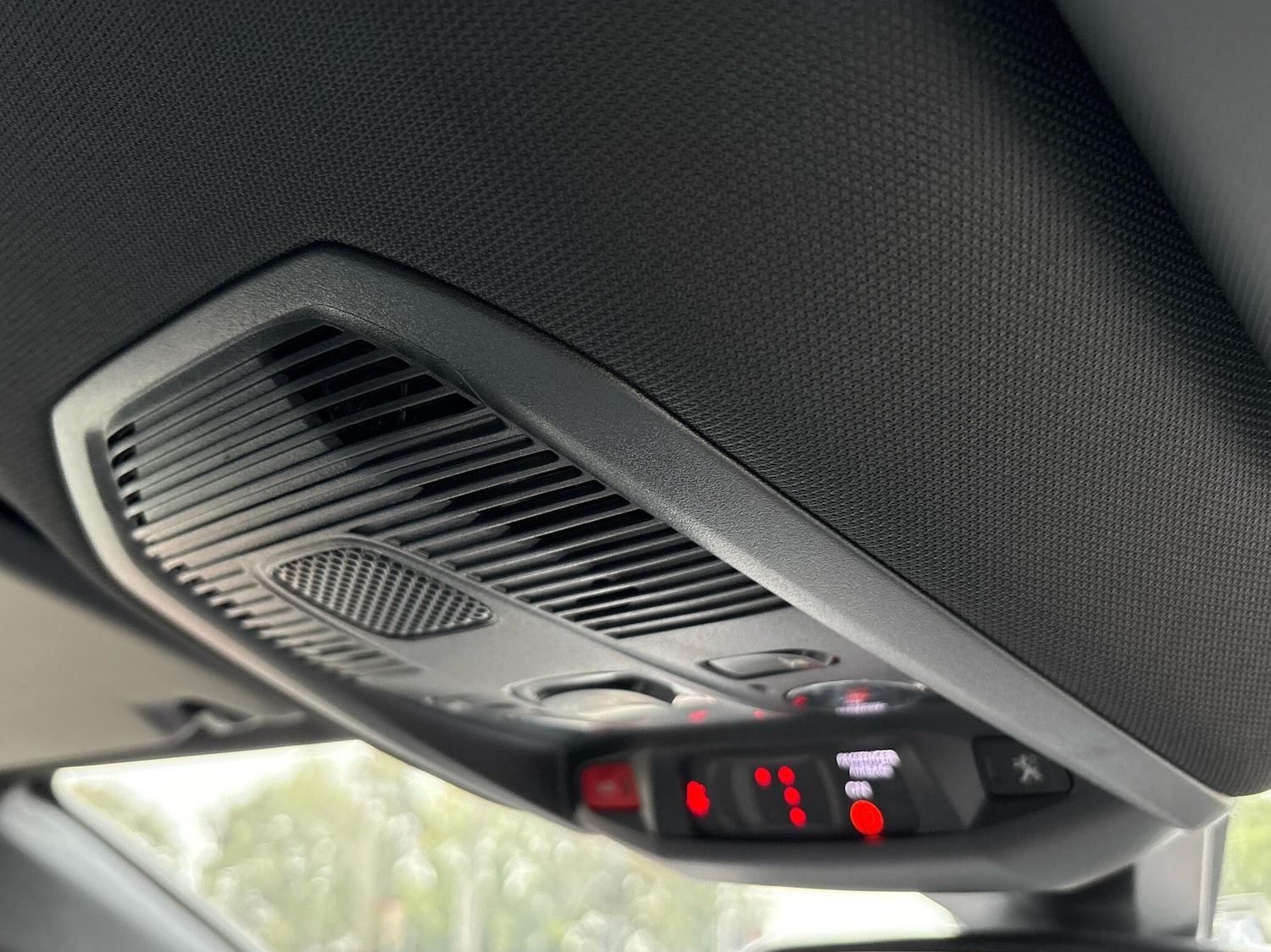 Used Peugeot 3008 2025 for sale - 76678546: Photo 12