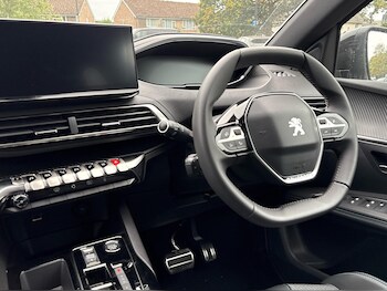 Used Peugeot 3008 2025 for sale - 76678546: Photo