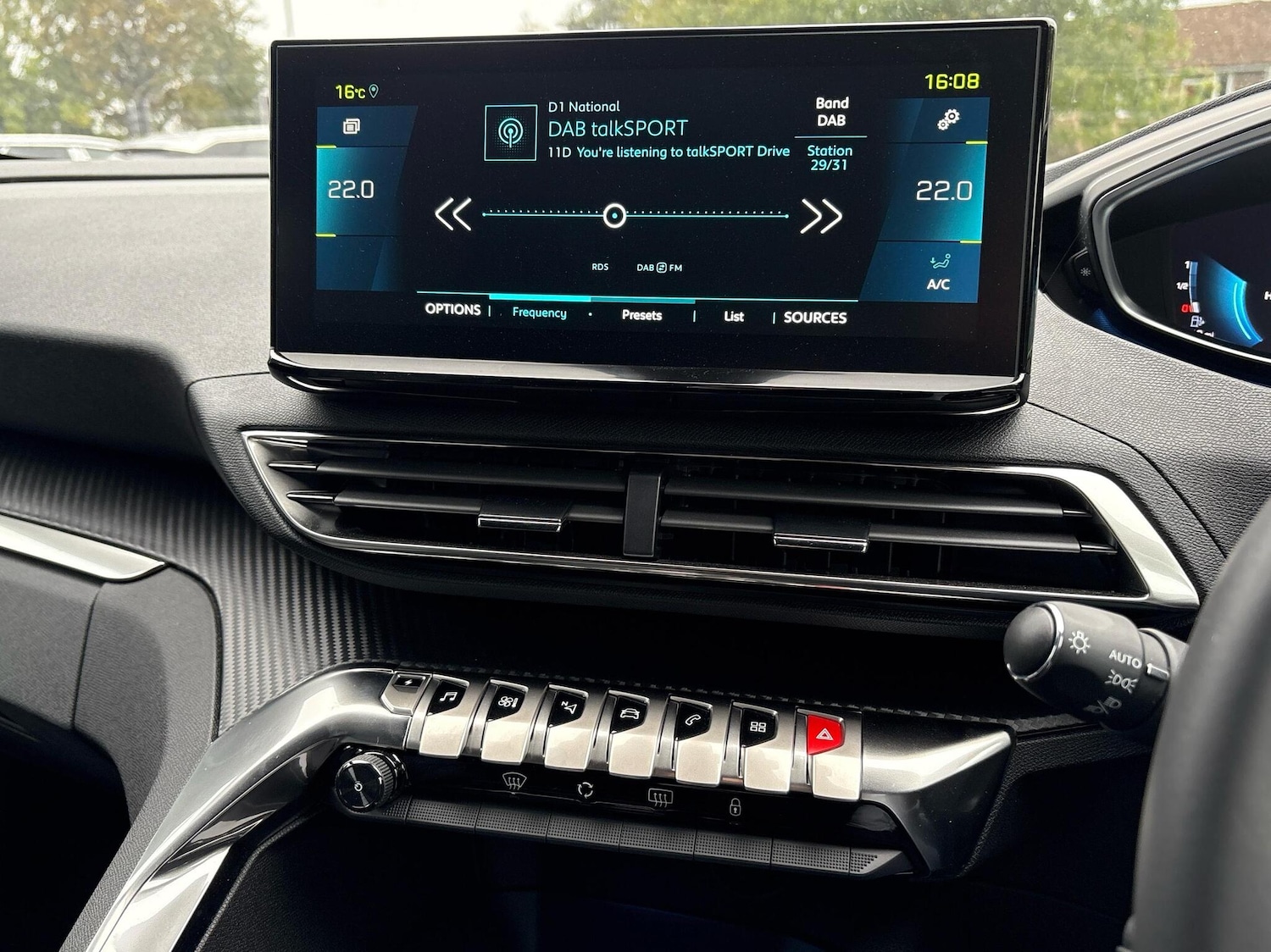 Used Peugeot 3008 2025 for sale - 76678546: Photo 8