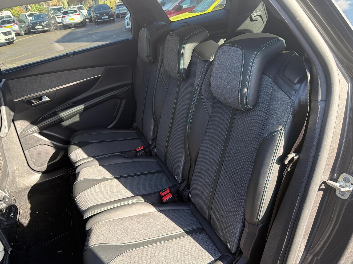 Used Peugeot 5008 2022 for sale - 76675525: Photo 6