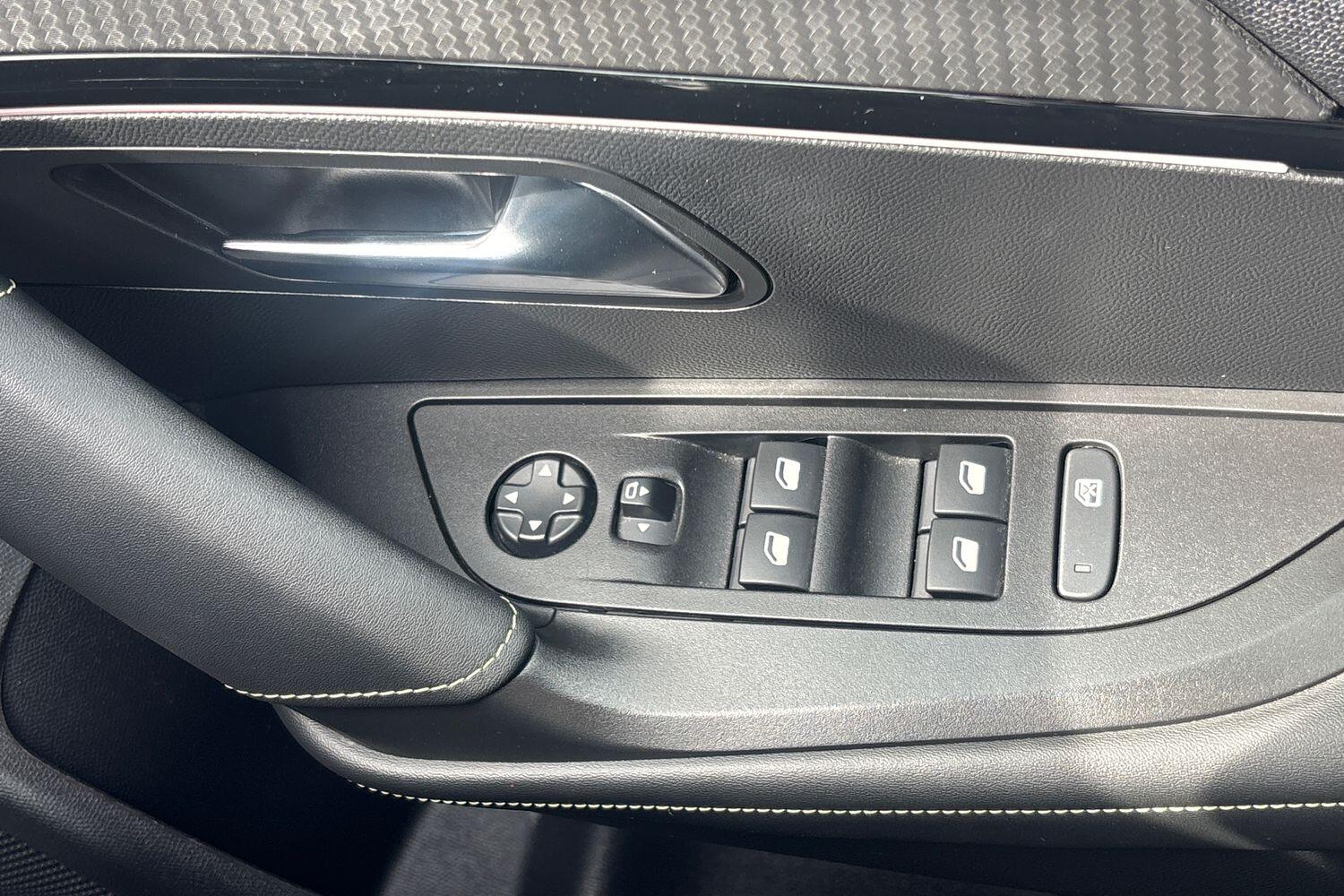 Used Peugeot 2008 2023 for sale - 78183276: Photo 18