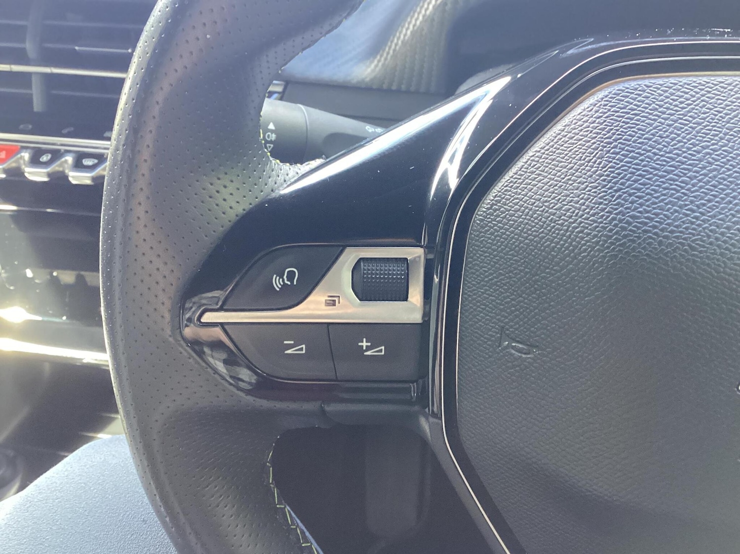 Used Peugeot 208 2021 for sale - 76681317: Photo 23