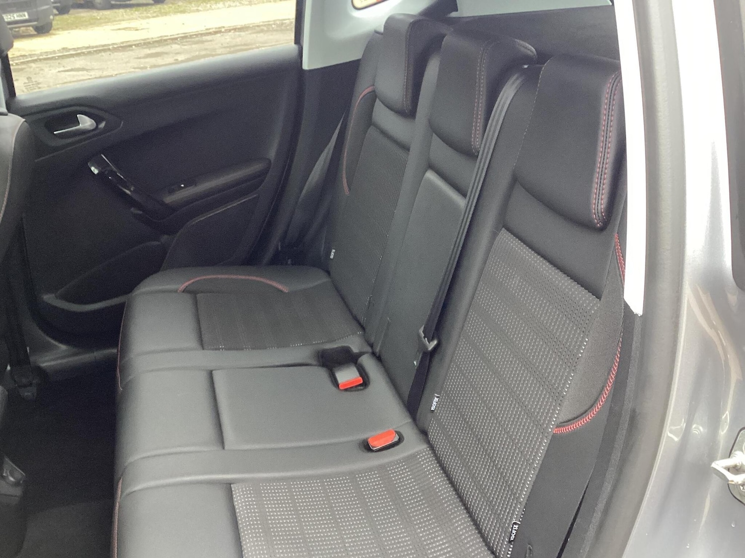 Used Peugeot 2008 2018 for sale - 76673608: Photo 6