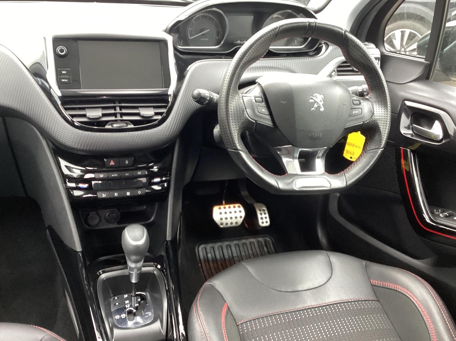 Used Peugeot 2008 2018 for sale - 76673608: Photo 7