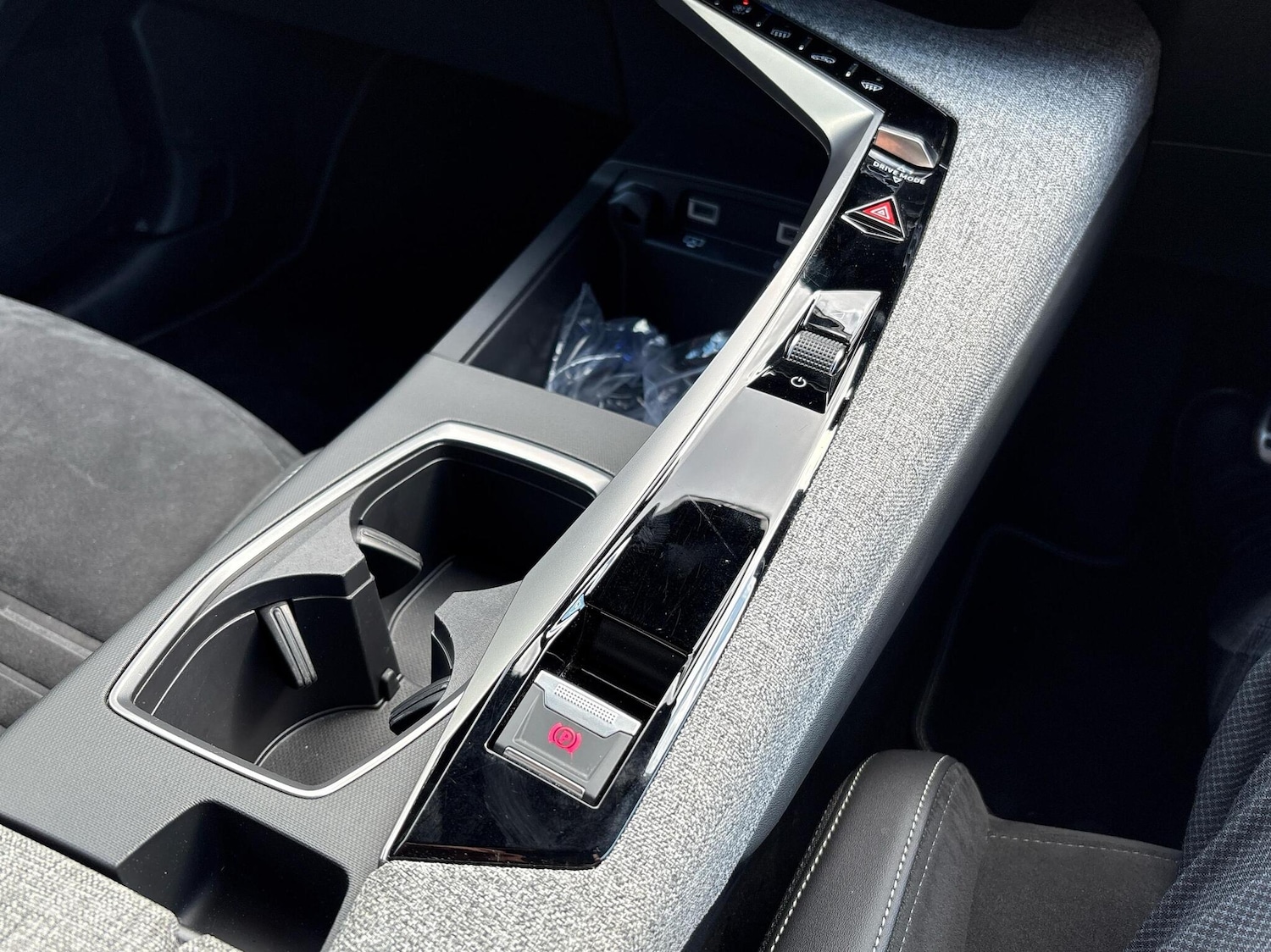 Used Peugeot 3008 2024 for sale - 76678866: Photo 12