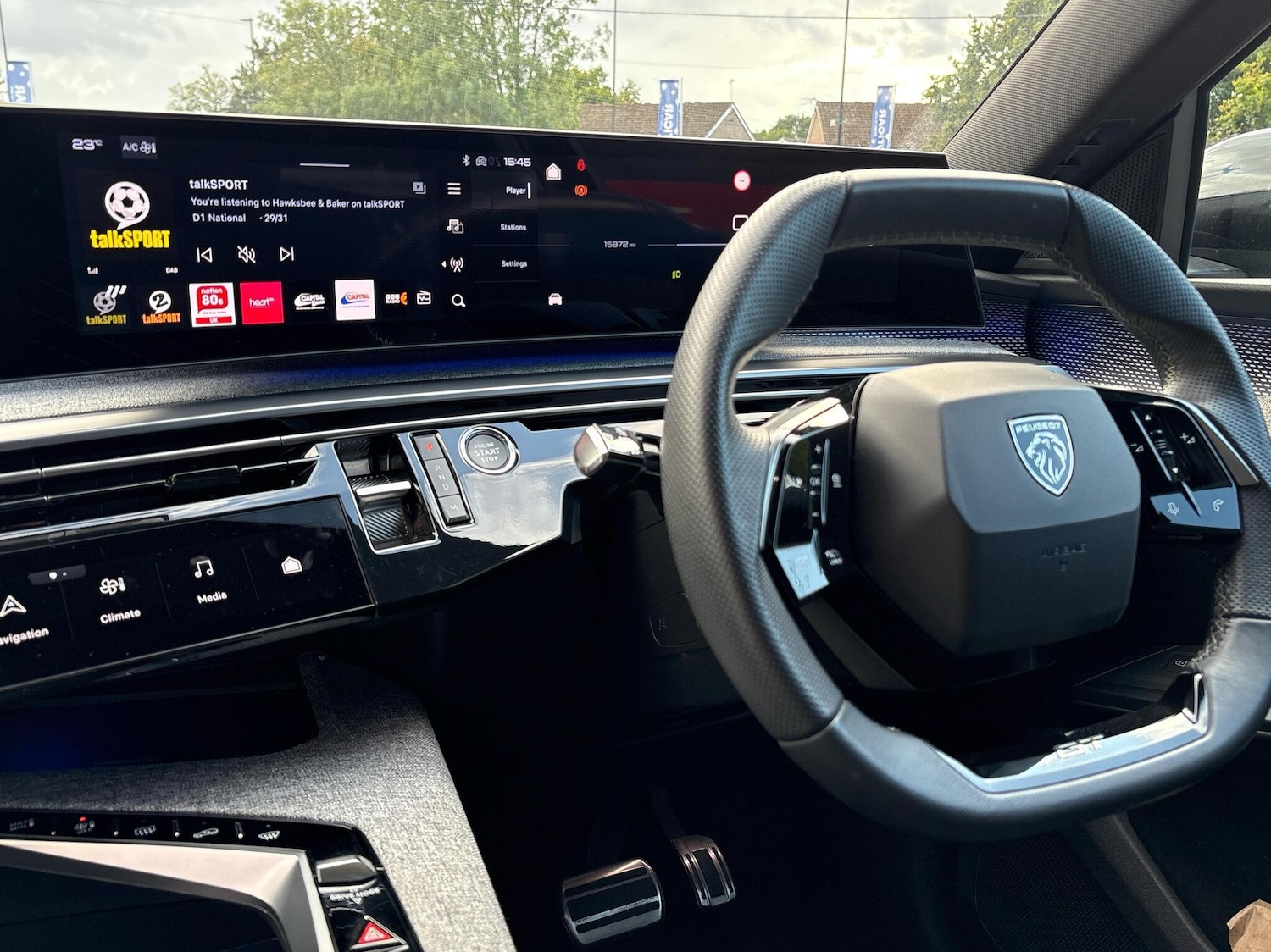 Used Peugeot 3008 2024 for sale - 76678866: Photo 2