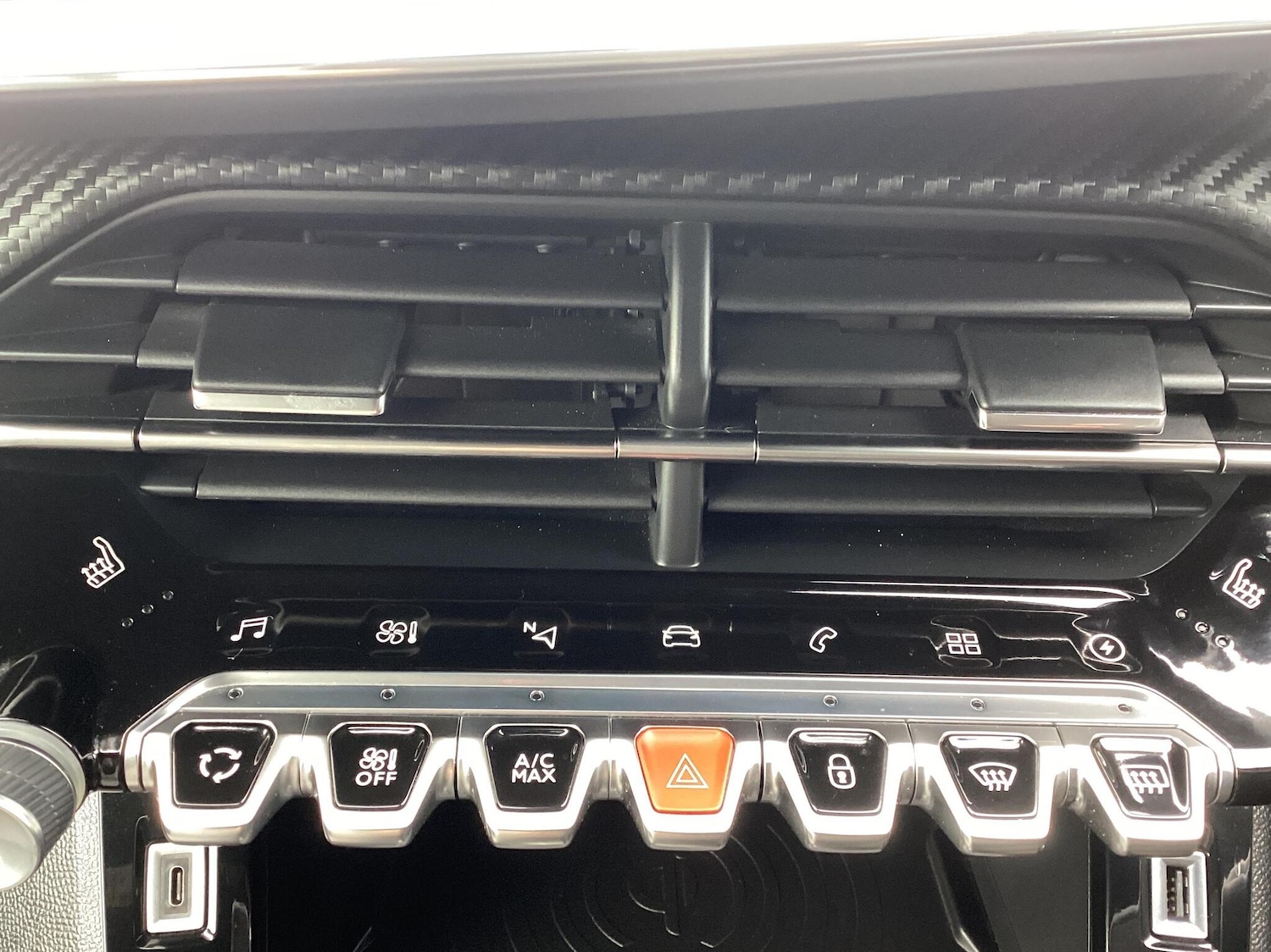 Used Peugeot 2008 2021 for sale - 76674581: Photo 24