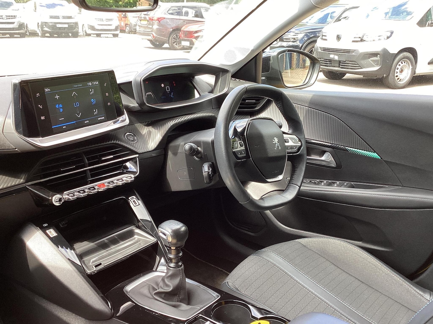 Used Peugeot 208 2022 for sale - 76674424: Photo 2