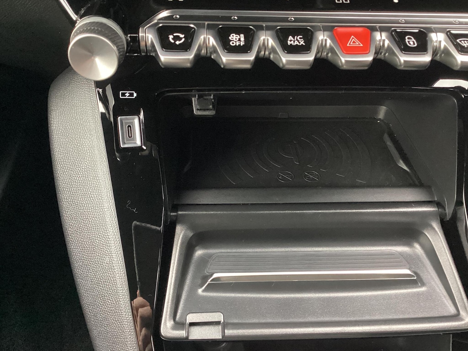 Used Peugeot 2008 2023 for sale - 77399534: Photo 19