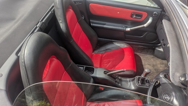 Used Toyota MR2 2002 for sale - 74401071: Photo 10