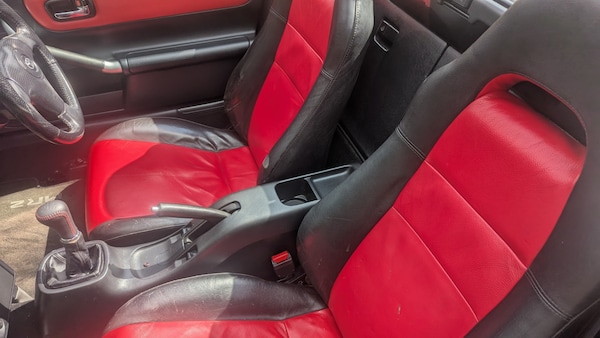 Used Toyota MR2 2002 for sale - 74401071: Photo 13