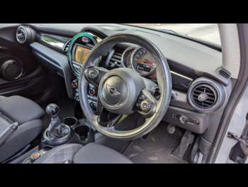 Used MINI Hatch 2017 for sale - 74801052: Photo